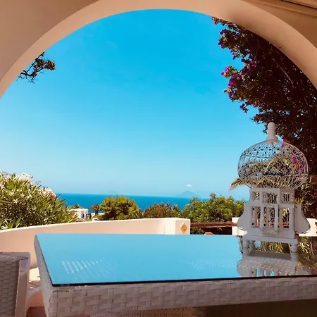 Casa Vacanze Vulcano Lentia * וולקאנו